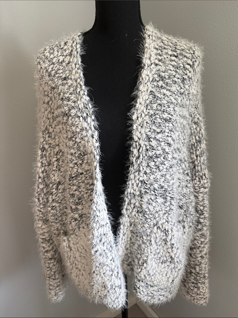 Lush Fuzzy Open-Front Cardigan Sweater - Cream & Gray